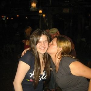 Meet your Posher, Valerie